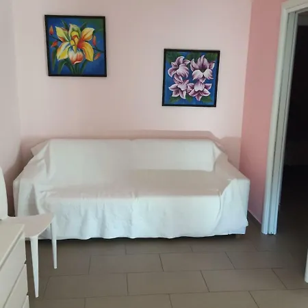 Villarobinia * Lazise